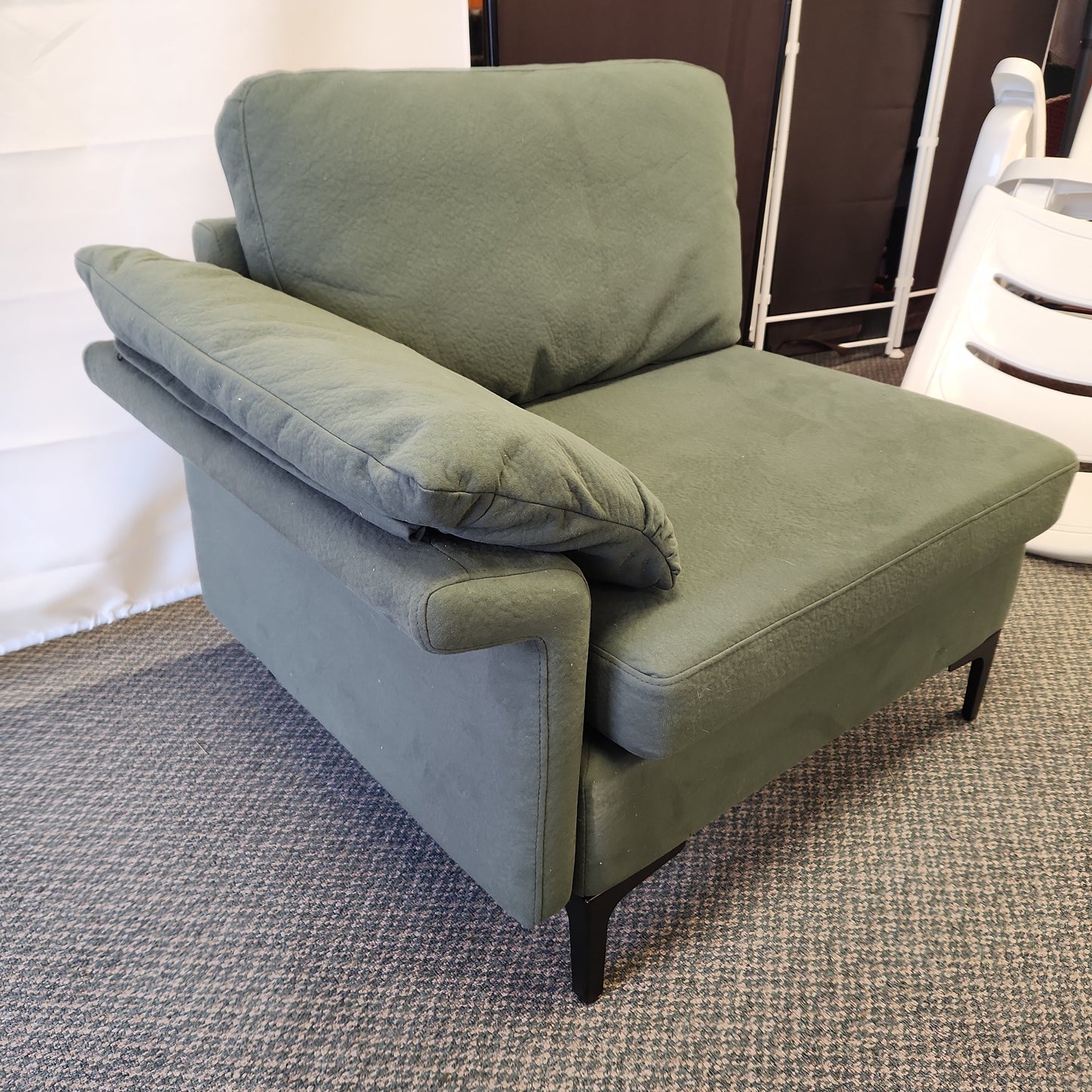 Dog sofa, customer return