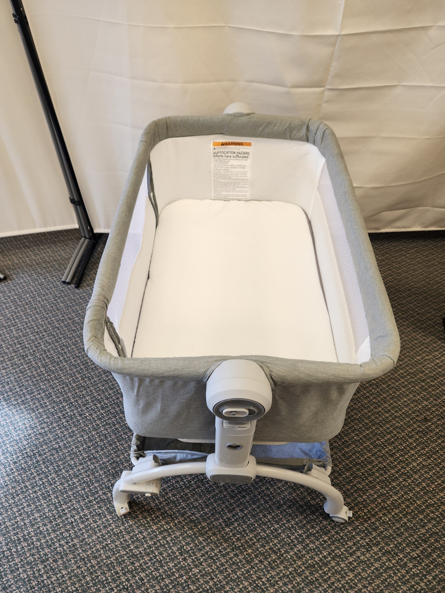 INFANS Baby Bassinet Bedside Crib, Newborn Sleeper w/Large Storage Basket