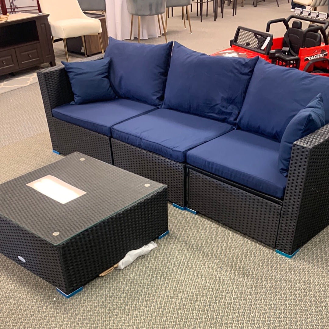 SPECIAL, No Tax, 4 piece deep seating wicker set