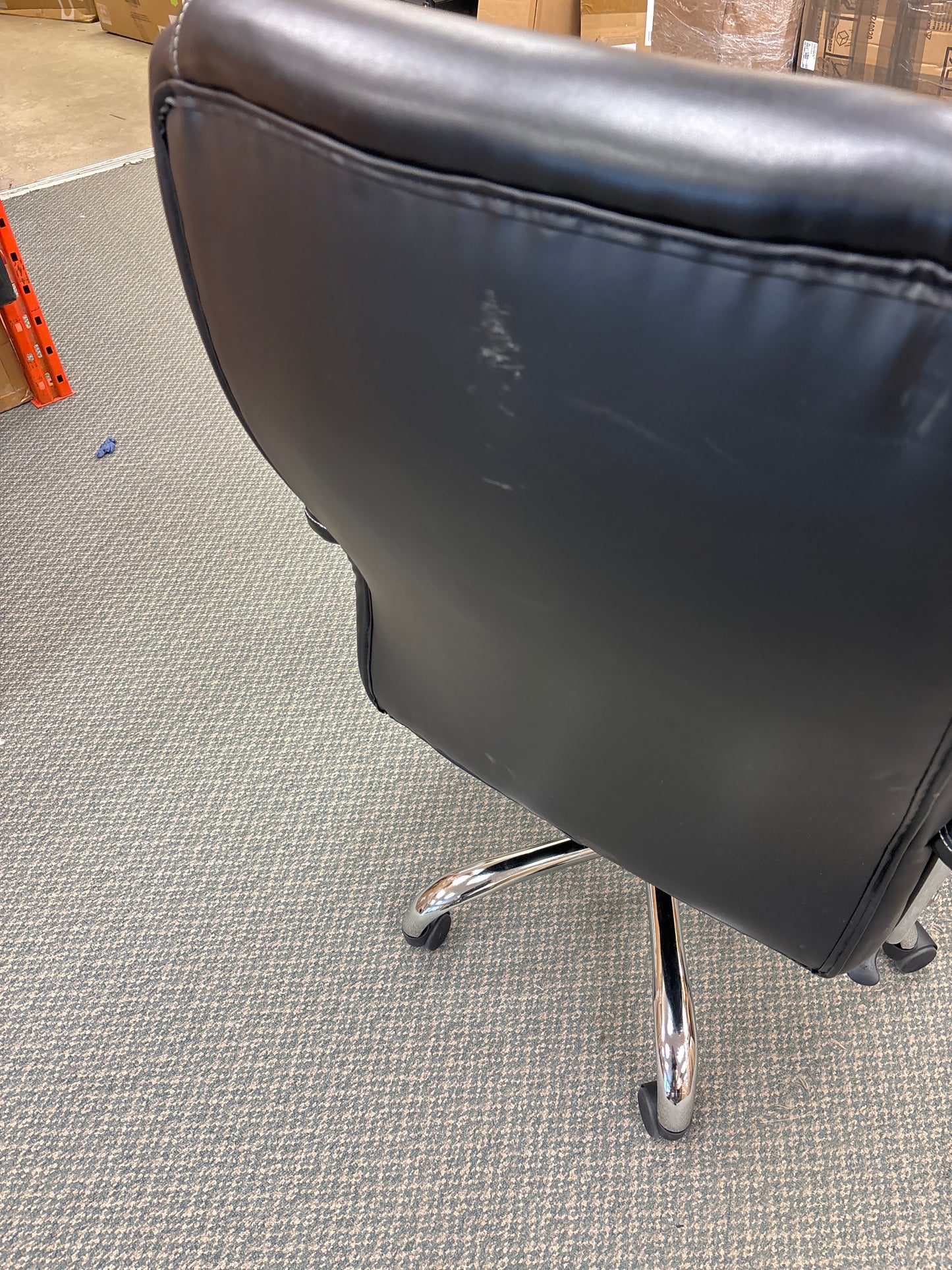 Height Adjustable Executive Chair, customer return special, please see description
