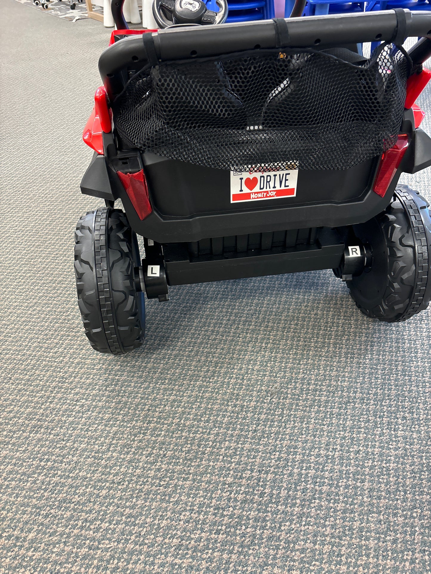 12V 2-Seater Kids Ride on UTV with Slow Start Function Music-Red, fully assembled, damage rear brake light