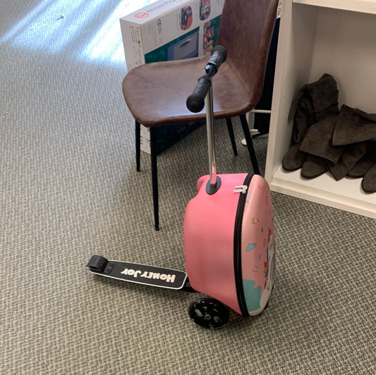 Unicorn, Scooter Suitcase defective handle but will go up and down, Special