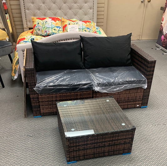 SPECIAL, No Tax, 3 piece wicker set