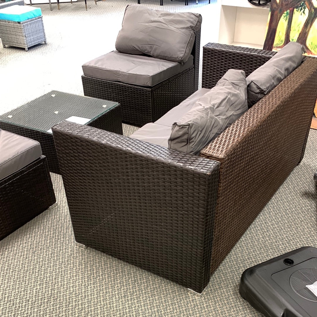 SPECIAL, NO TAX, 4 Pieces Patio Rattan , Fully Assembled, Slight mismatch in wicker