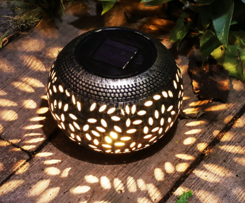 Loab solar led lantern