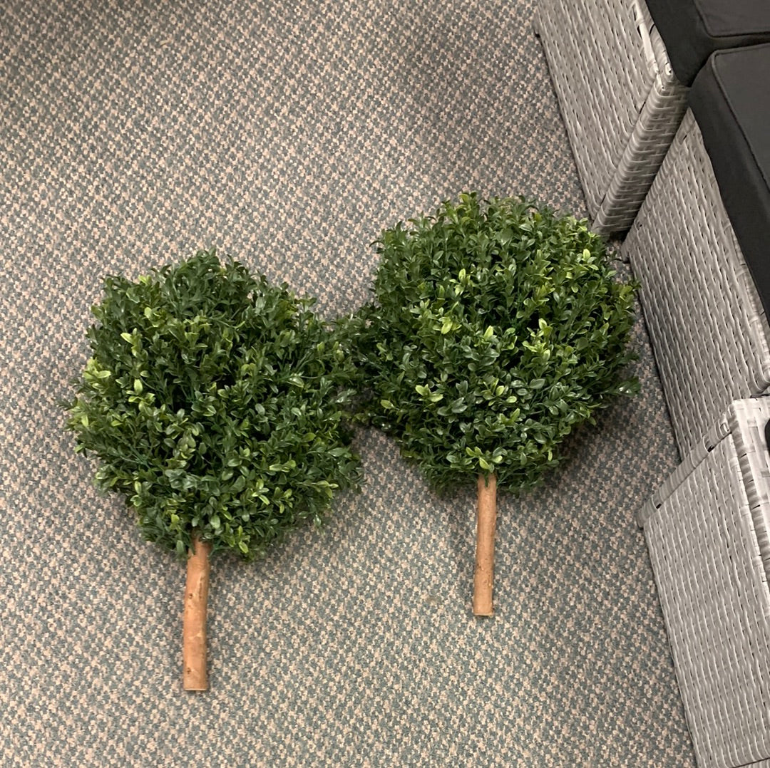 SPECIAL, 2-Pack Artificial Boxwood Topiary Ball Tree