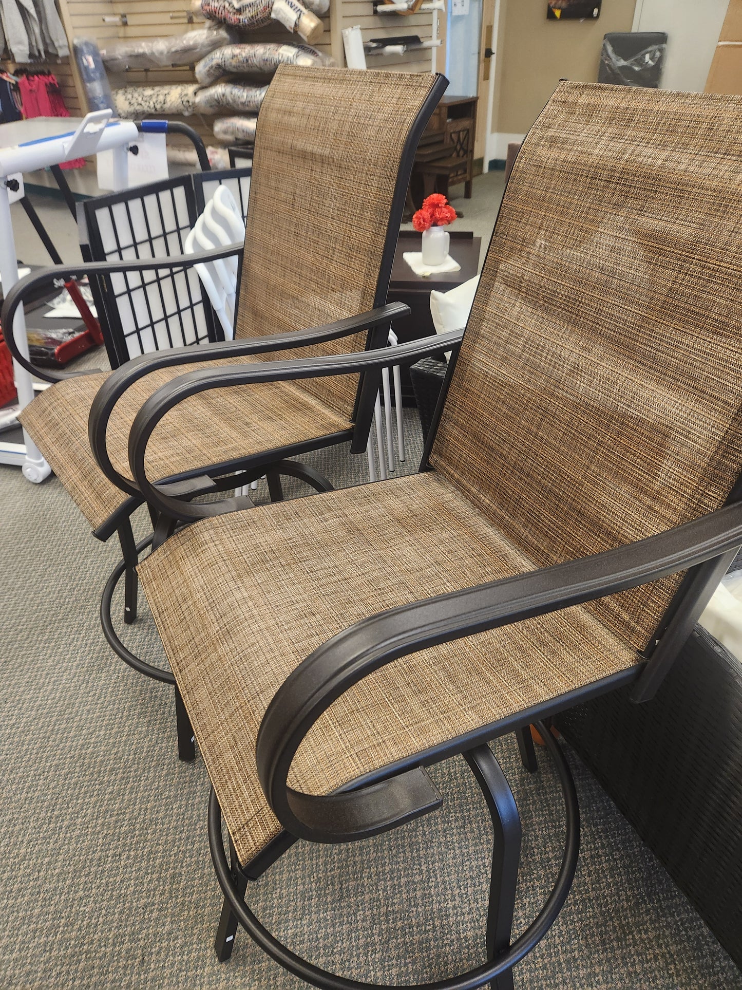 2 Pieces Patio 28", 360° Swivel Bar Chair Set  (Assembled)