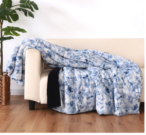 Berkshire Blanket Primalush Reverse to Solid 59" x 79" Throw - BLUE FLORAL